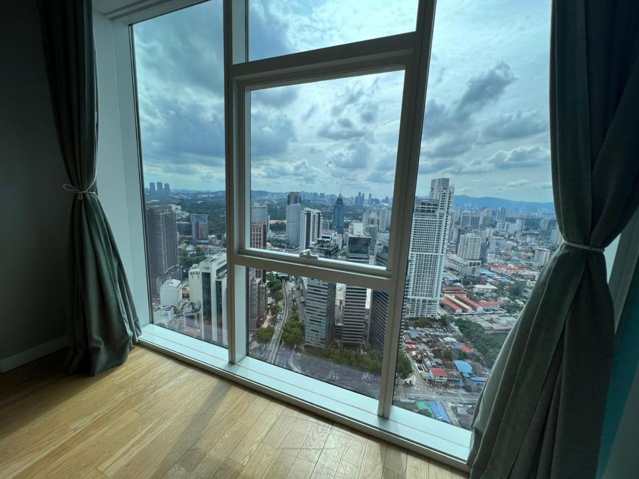 Platinum Klcc By Rainbow Suites Куала-Лумпур Экстерьер фото